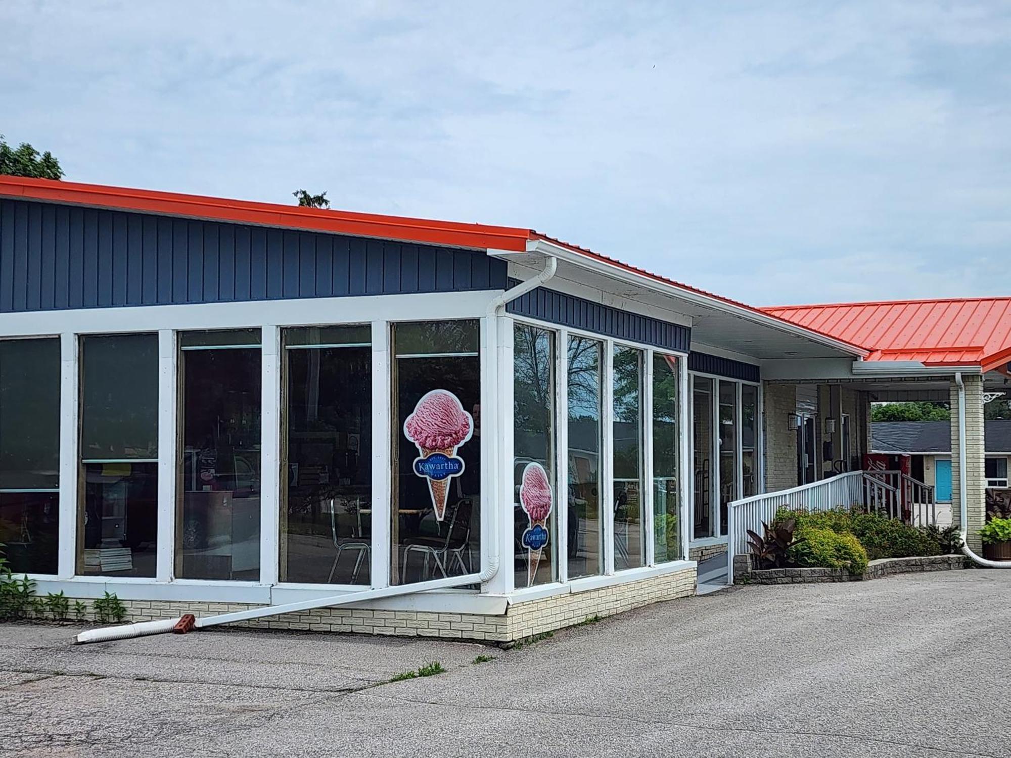 Howard Johnson By Wyndham Lindsay Luaran gambar