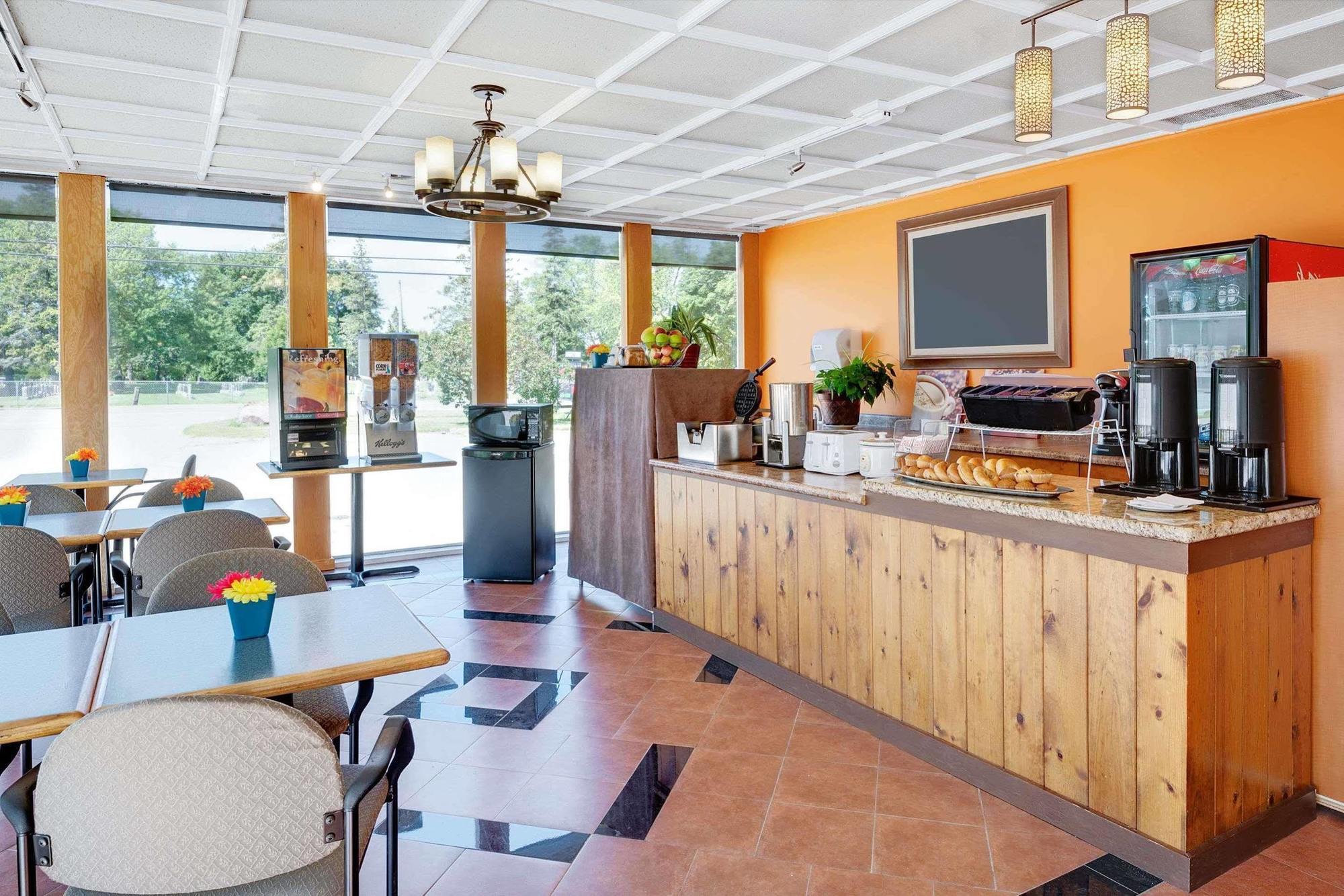Howard Johnson By Wyndham Lindsay Luaran gambar